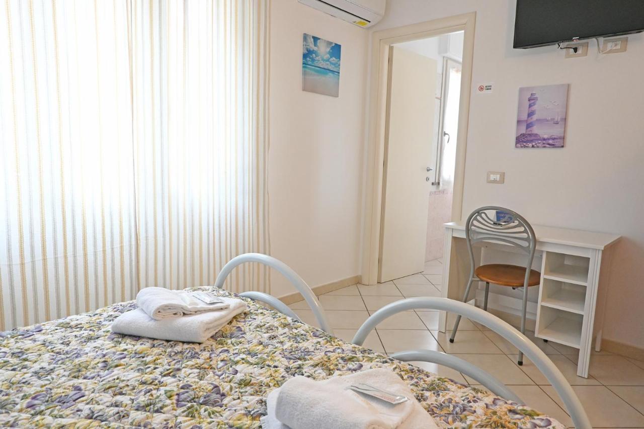 Affittacamere I Gigli Di Mare Marina Di Bibbona Exterior foto